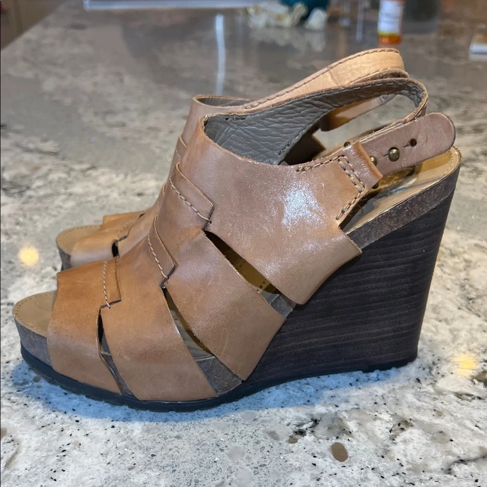Franco Sarto Brown Leather Wedge Sandals Size 7.5 EUC - Picture 5 of 10